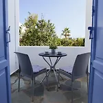 Astarti Livadi (Serifos)