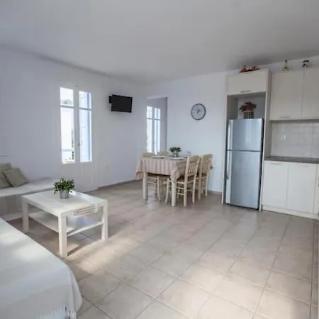 Apartman Astarti *