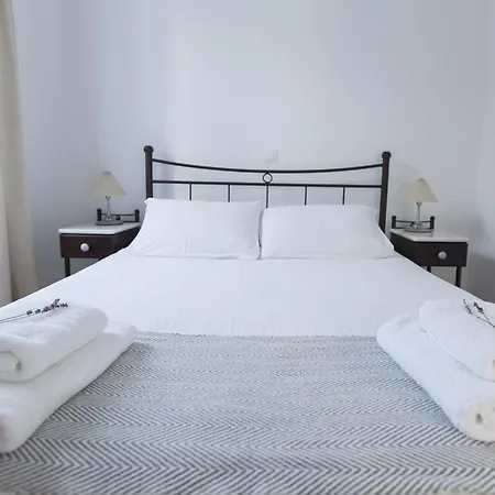 Astarti Livadi (Serifos)